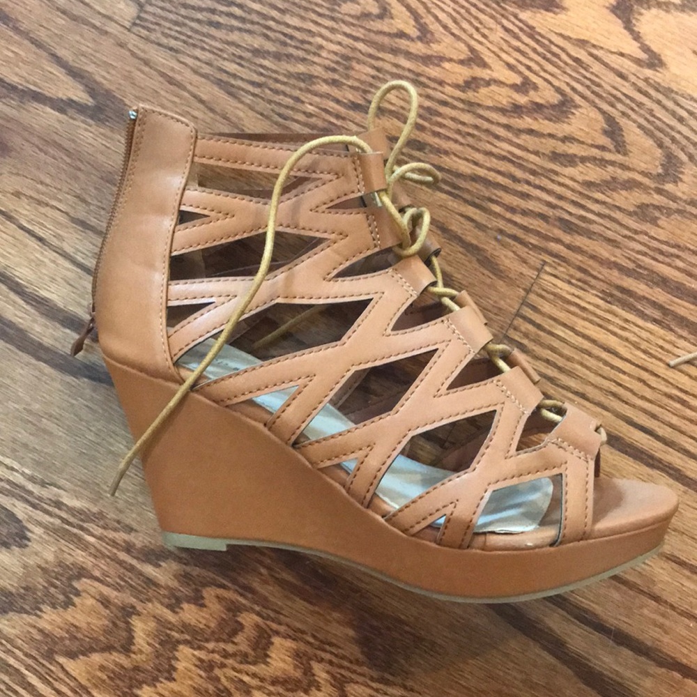 Brown strappy wedges